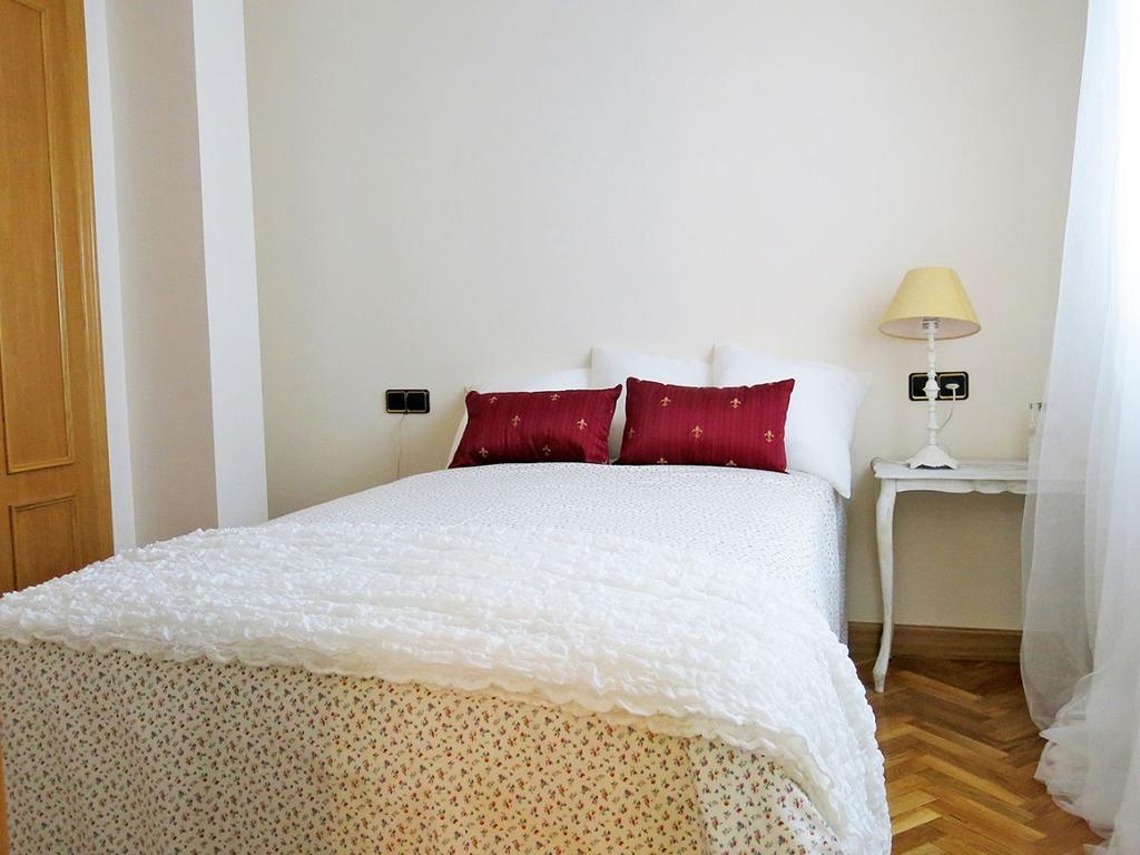 Almaden Apartment Мадрид Стая снимка